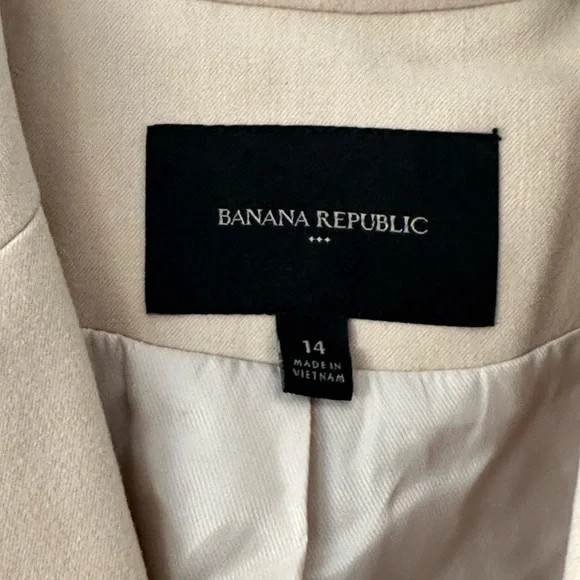 Banana Republic Light Tan Women's Blazer - Picture 4 of 5